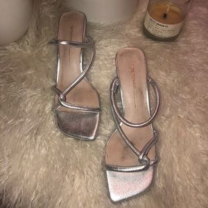 Intentionally blank willow square heel strappy